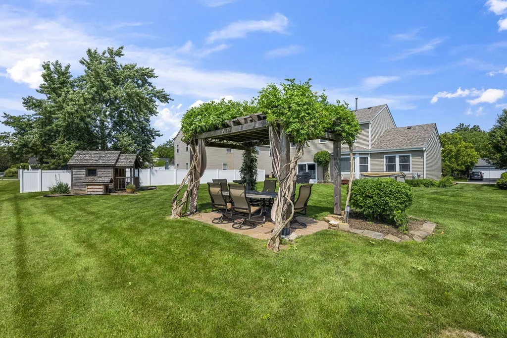 1177 Stanton Road Lake Zurich IL 60047