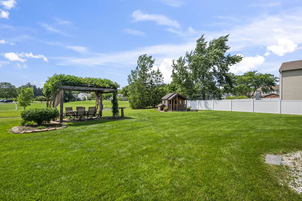 1177 Stanton Road Lake Zurich IL 60047