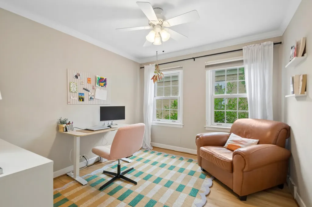 6048 North Landers Avenue Chicago IL 60646