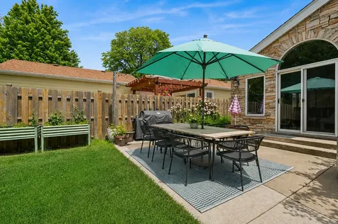 6048 North Landers Avenue Chicago IL 60646