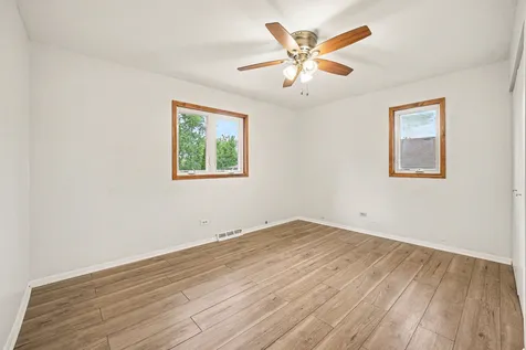 15217 Pine Drive Oak Forest IL 60452