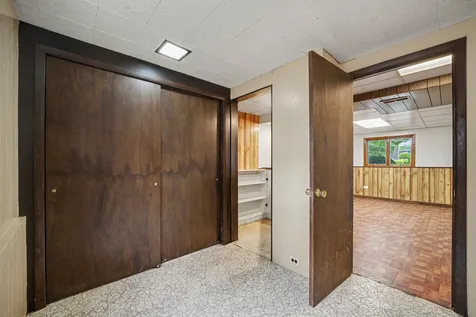 15217 Pine Drive Oak Forest IL 60452