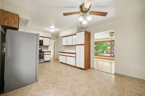 15217 Pine Drive Oak Forest IL 60452