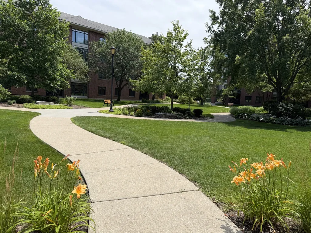 865 East 22nd Street Lombard IL 60148