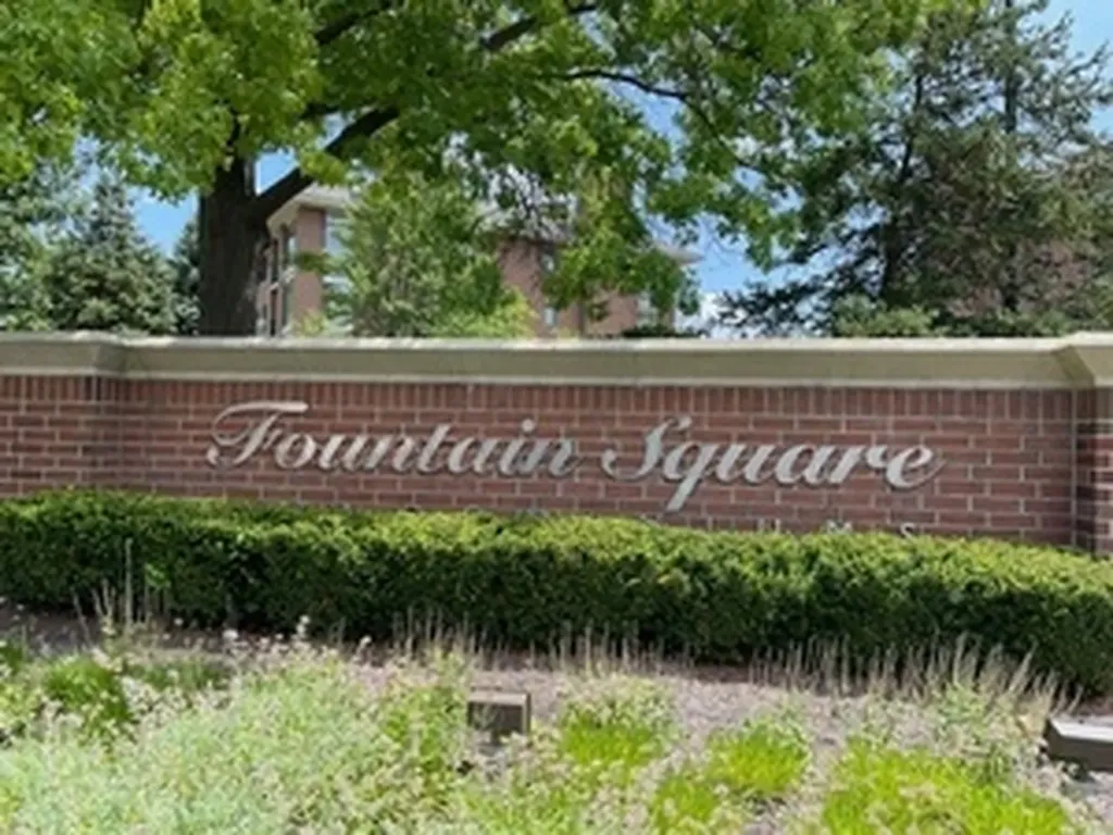 865 East 22nd Street Lombard IL 60148