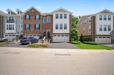 2492 Huntleigh Lane Woodridge IL 60517