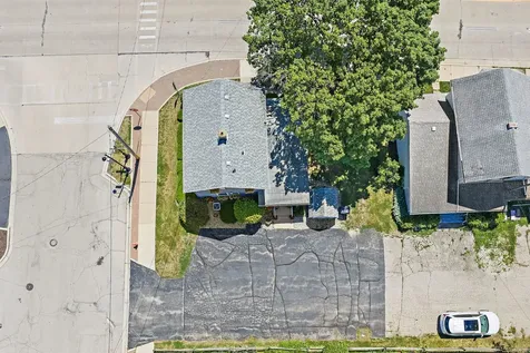 55 South Madison Street Oswego IL 60543