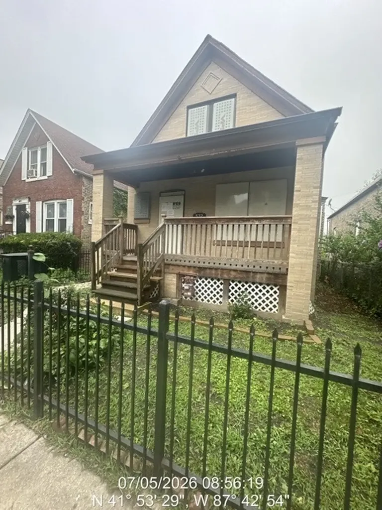 532 North Drake Avenue Chicago IL 60624