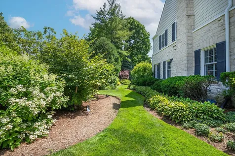 1229 Alvin Court Glenview IL 60025