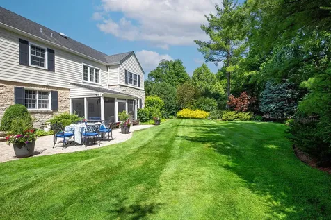 1229 Alvin Court Glenview IL 60025