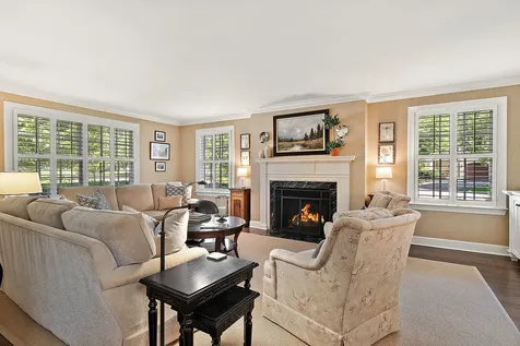 1229 Alvin Court Glenview IL 60025