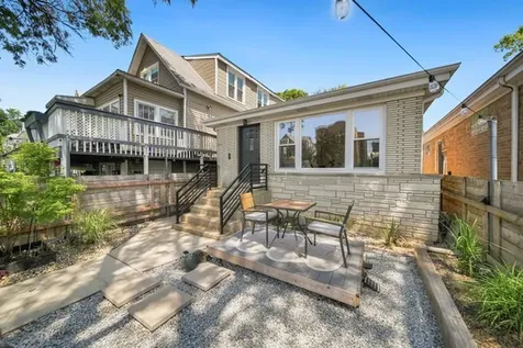 4605 North Harding Avenue Chicago IL 60625