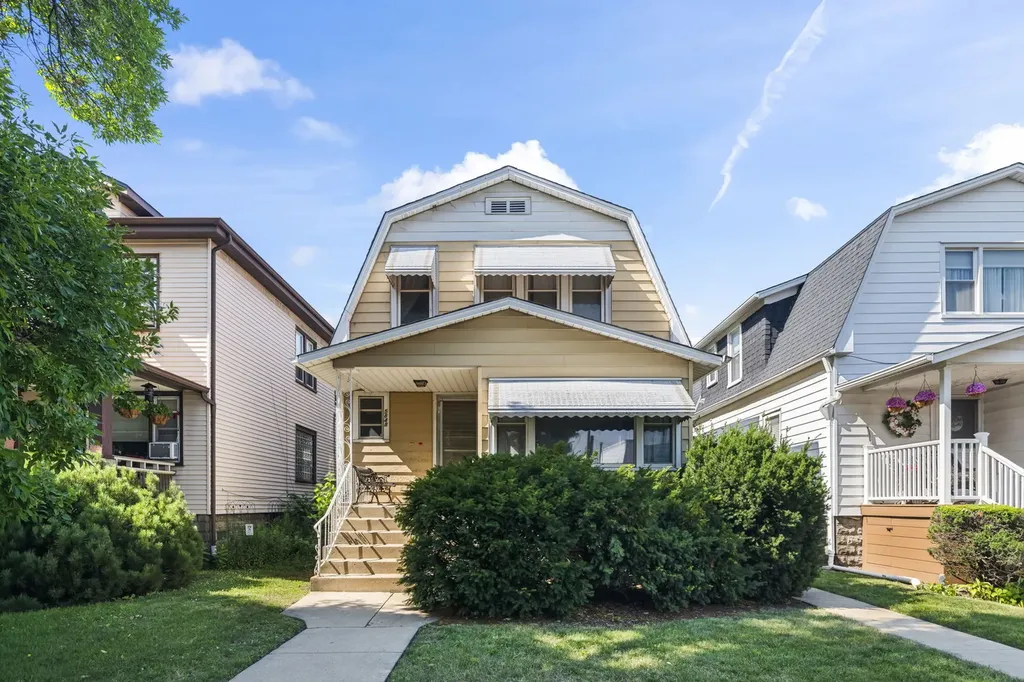 5848 West Catalpa Avenue Chicago IL 60630