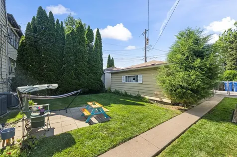 5848 West Catalpa Avenue Chicago IL 60630