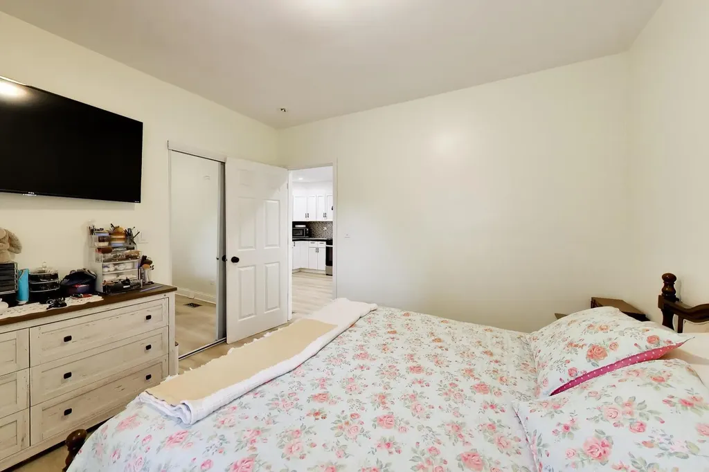8915 South Racine Avenue Chicago IL 60620