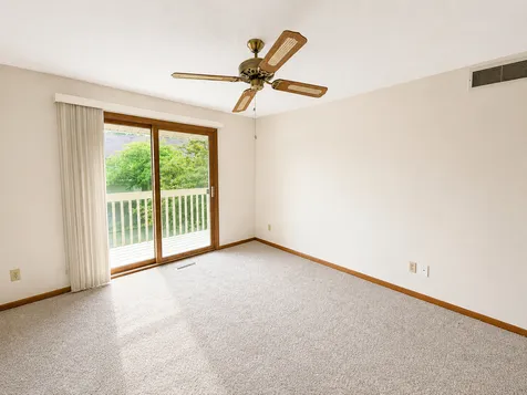 4685 High Point Drive Rockford IL 61114