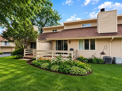 4685 High Point Drive Rockford IL 61114