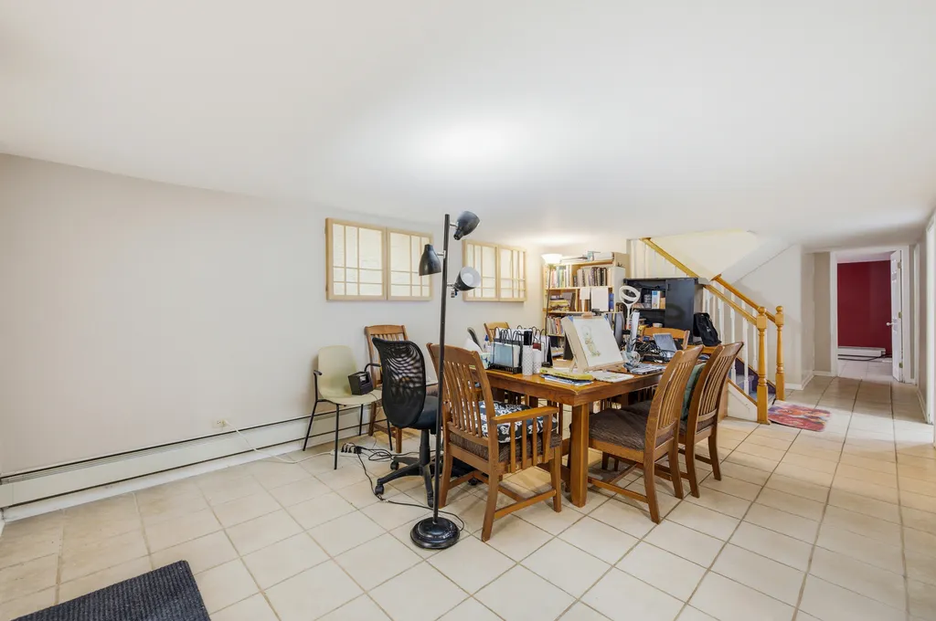 6542 North Maplewood Avenue Chicago IL 60645