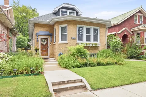 6542 North Maplewood Avenue Chicago IL 60645