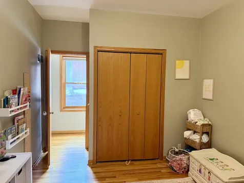 1463 North Leavitt Street Chicago IL 60622