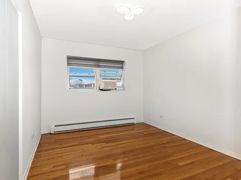 415 South Maple Avenue Oak Park IL 60302