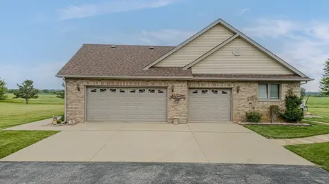 25111 South 104th Avenue Frankfort IL 60423