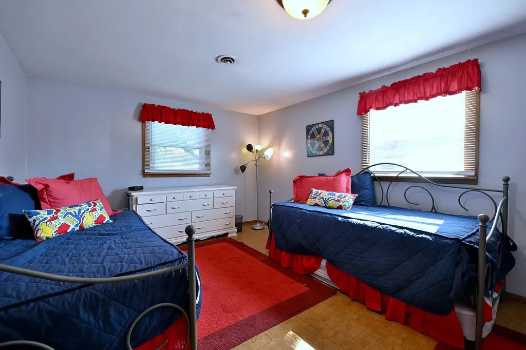5108 West Winona Street Chicago IL 60630