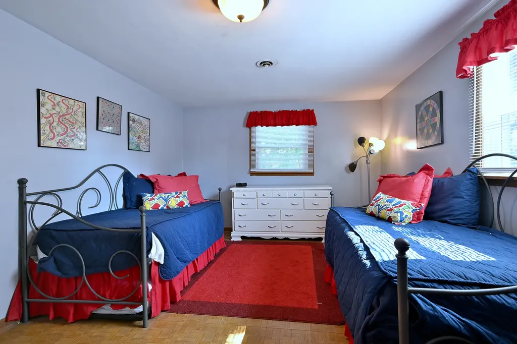5108 West Winona Street Chicago IL 60630