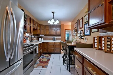 5108 West Winona Street Chicago IL 60630