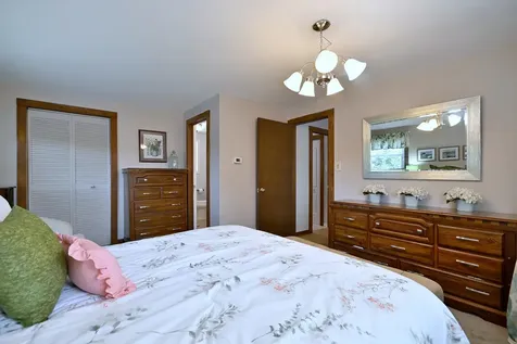 5108 West Winona Street Chicago IL 60630