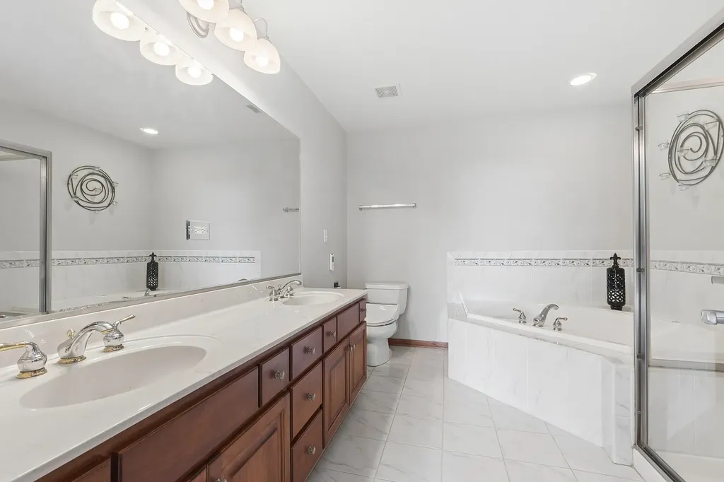 11156 Karen Drive Orland Park IL 60467