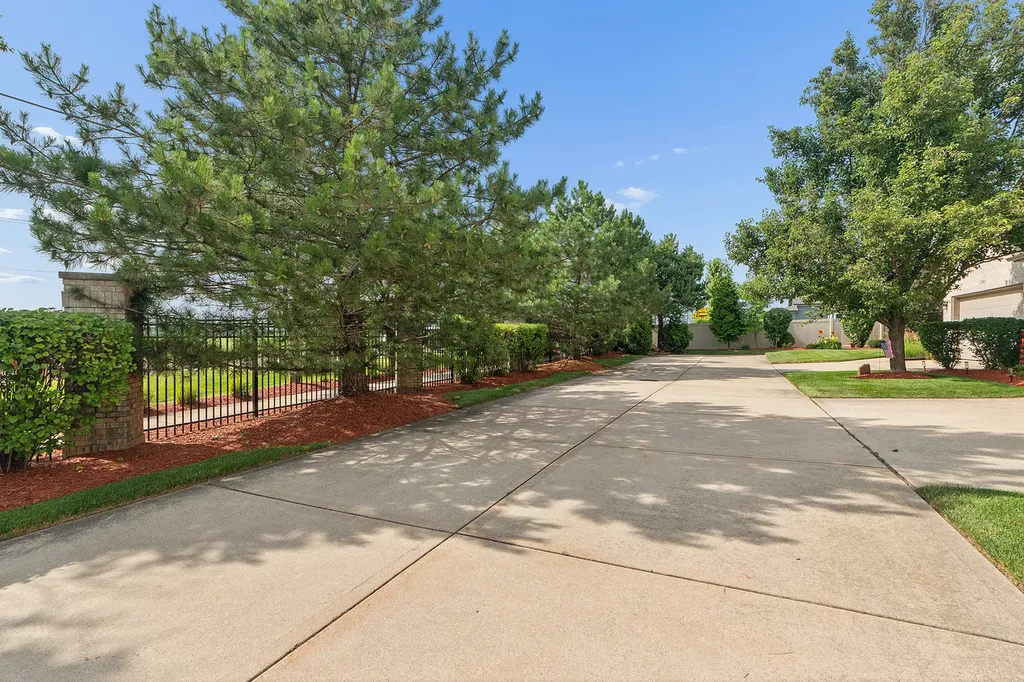 11156 Karen Drive Orland Park IL 60467