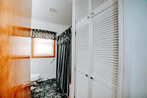 546 East Mulberry Street Watseka IL 60970
