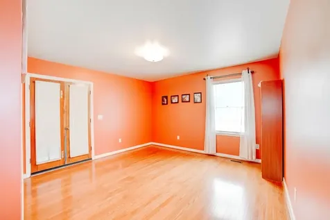 546 East Mulberry Street Watseka IL 60970