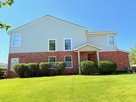 911 Berry Path Trail Matteson IL 60443