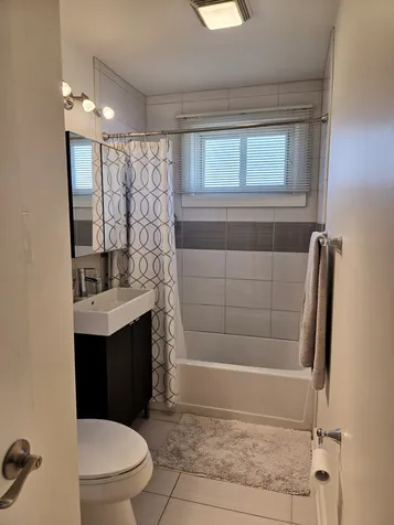 980 West Grant Drive Des Plaines IL 60016