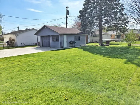 980 West Grant Drive Des Plaines IL 60016