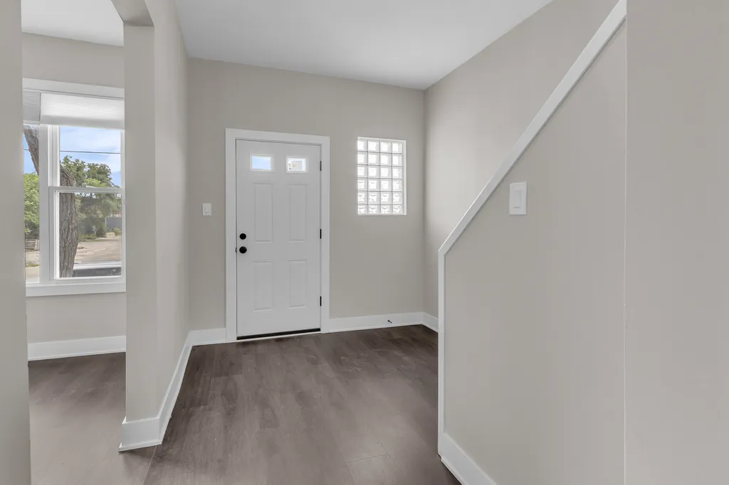 3823 West Wabansia Avenue Chicago IL 60647