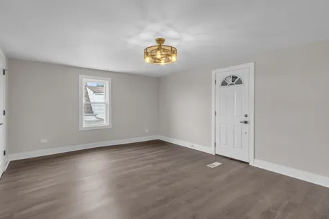 3823 West Wabansia Avenue Chicago IL 60647