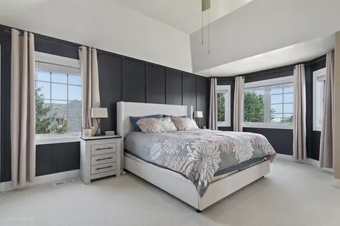 19043 South Saddlebrook Drive Shorewood IL 60404