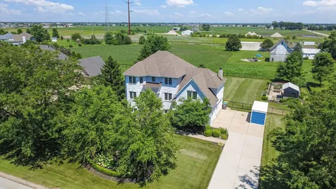 19043 South Saddlebrook Drive Shorewood IL 60404