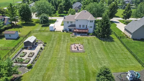19043 South Saddlebrook Drive Shorewood IL 60404