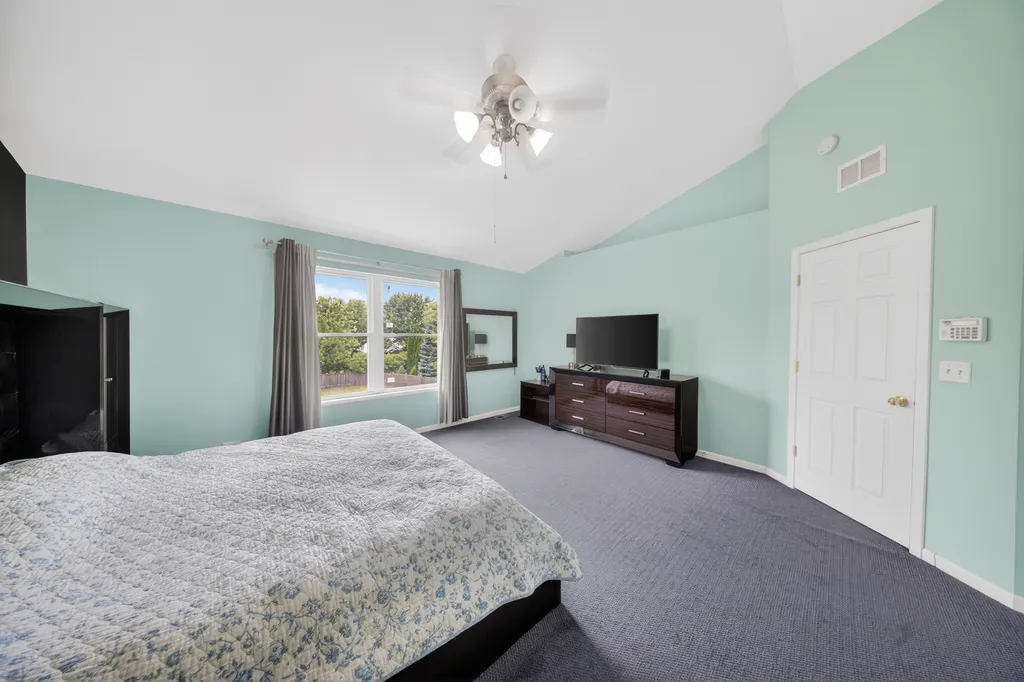 2661 Buckland Drive Aurora IL 60503