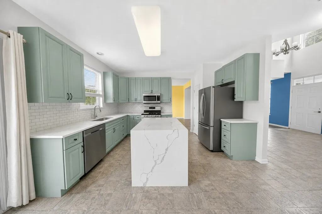 2661 Buckland Drive Aurora IL 60503