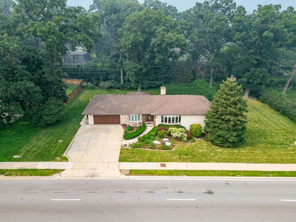 304 East Irving Park Road Roselle IL 60172