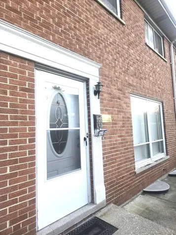 4136 North Kedvale Avenue Chicago IL 60641