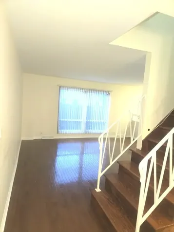 4136 North Kedvale Avenue Chicago IL 60641