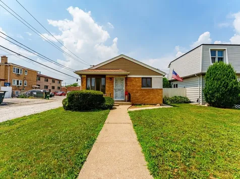 7852 Neenah Avenue Burbank IL 60459