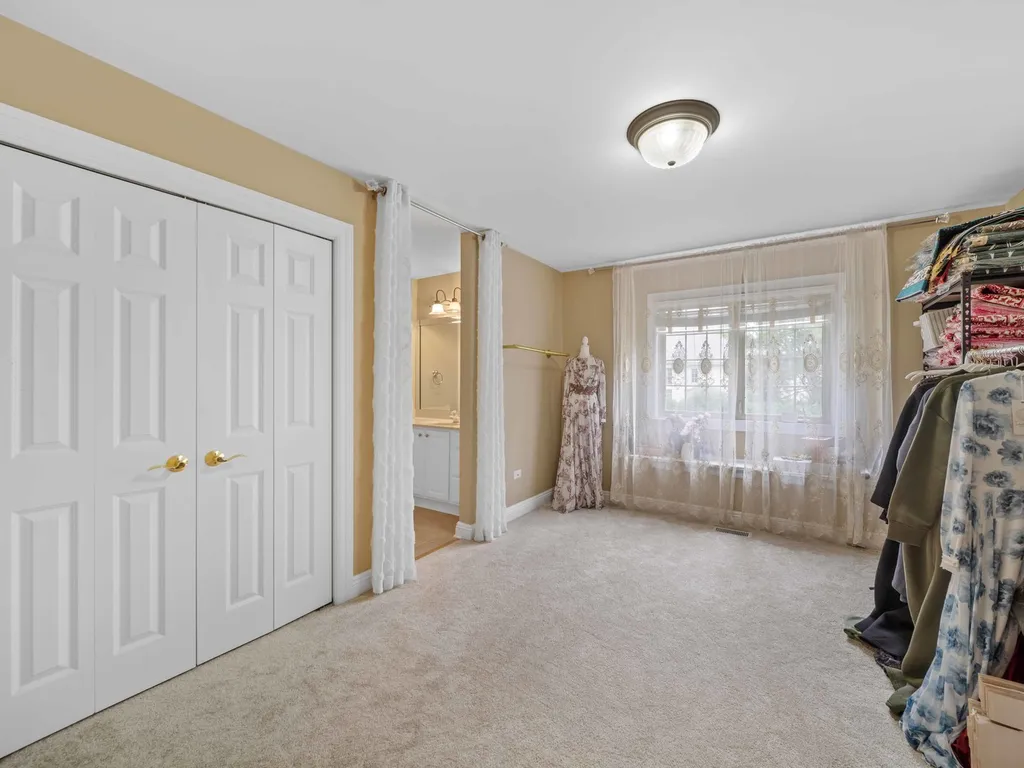 3404 Redwing Drive Naperville IL 60564