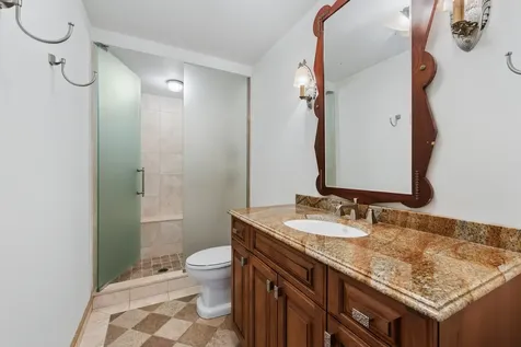 200 East Delaware Place Chicago IL 60611